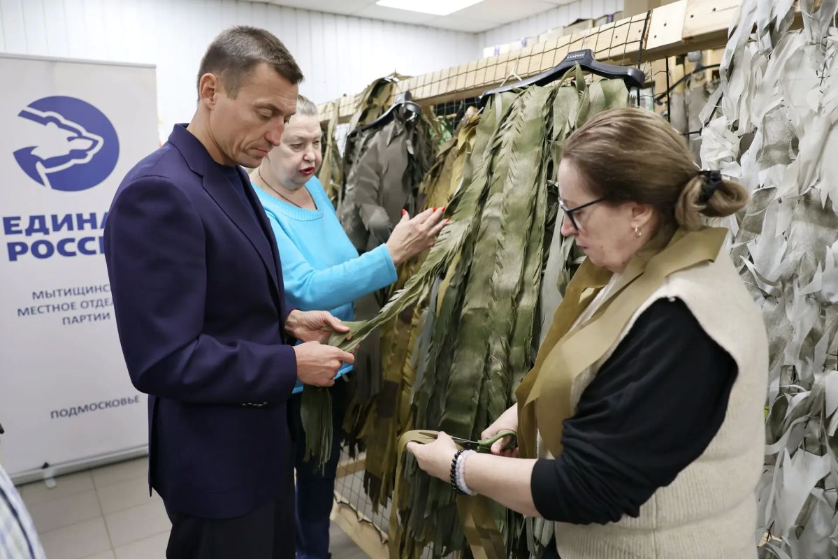 Вклад в общее дело: депутат Госдумы Александр Легков посетил фонд «От сердца к сердцу» Вклад в общее дело: депутат Госдумы Александр Легков посетил фонд «От сердца к сердцу»