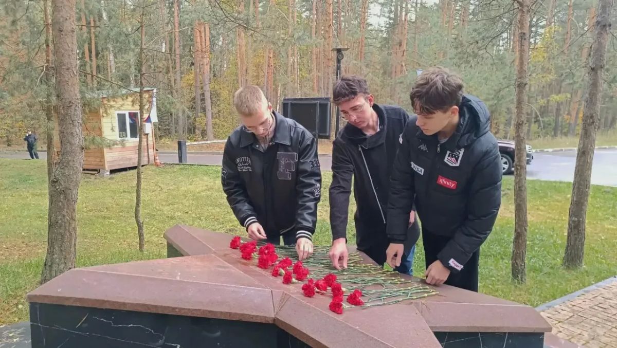 Осенний реквием в Лужках: 85 лет спустя время не властно над памятью Осенний реквием в Лужках: 85 лет спустя время не властно над памятью