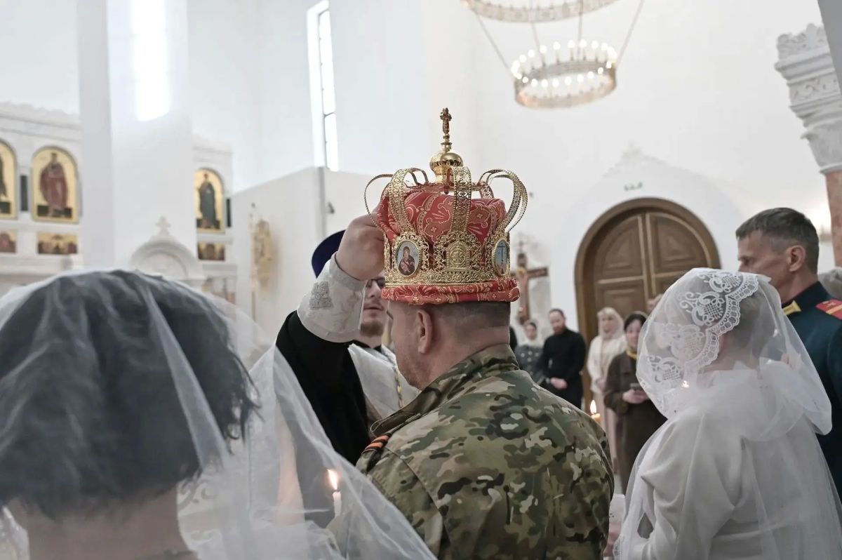 Ступинская семья приняла участие в церемонии венчания ветеранов СВО Подмосковья Ступинская семья приняла участие в церемонии венчания ветеранов СВО Подмосковья