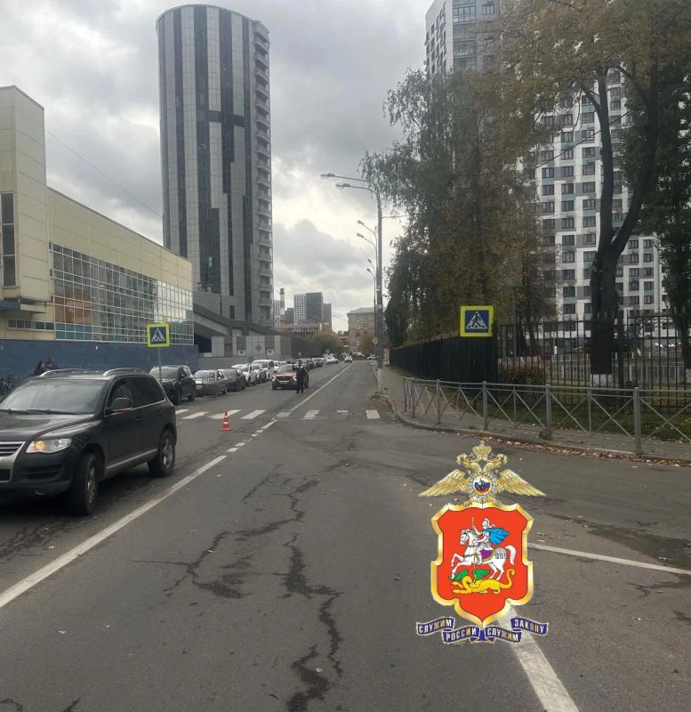 Подмосковные полицейские в Мытищах разбираются в обстоятельствах ДТП с участием электросамоката