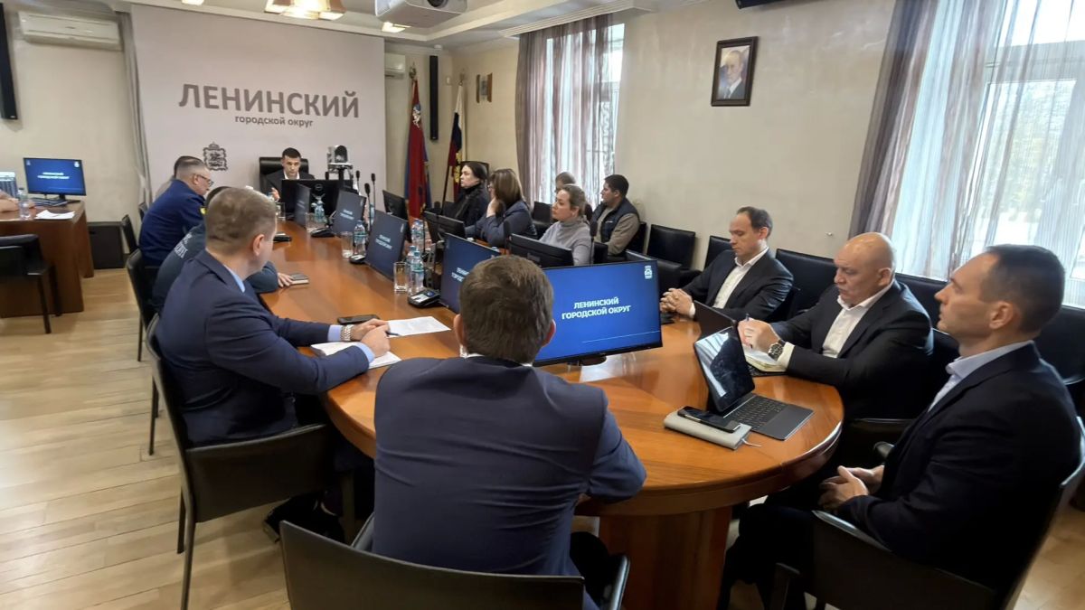 Станислав Каторов: Скоро зима. На еженедельном ВКС с губернатором Андреем Юрьевичем Воробьёвым обсудили готовность дорожных и коммунальных служб Станислав Каторов: Скоро зима. На еженедельном ВКС с губернатором Андреем Юрьевичем Воробьёвым обсудили готовность дорожных и коммунальных служб