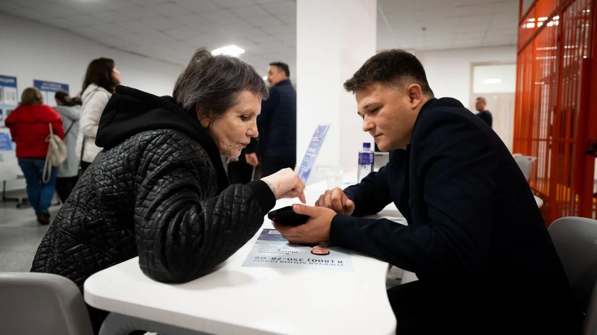 Владимир Волков: Сегодня с коллегами работали в Красково - в формате выездной администрации в гимназии №56 провели встречу с жителями Владимир Волков: Сегодня с коллегами работали в Красково - в формате выездной администрации в гимназии №56 провели встречу с жителями