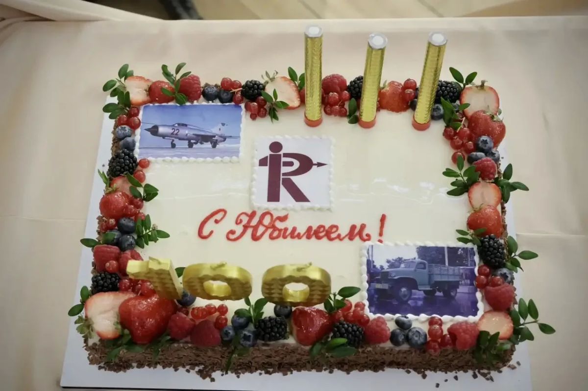 Ветеран Великой Отечественной войны отметил 100-летие в Балашихе Ветеран Великой Отечественной войны отметил 100-летие в Балашихе