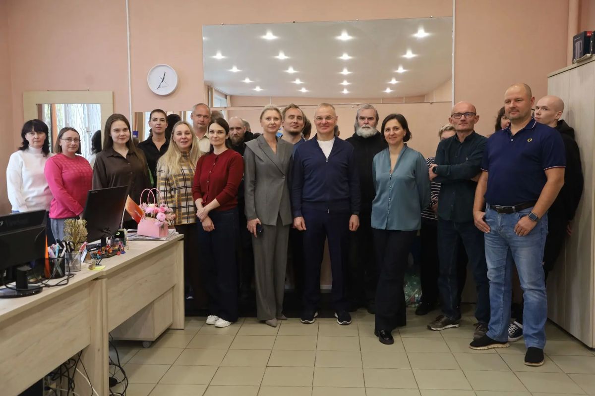 Депутат Государственной Думы Александр Борисович Коган провёл встречу с коллективом МАУ «Серпуховское информационное агентство» и его руководителем Марией Панкратьевой Депутат Государственной Думы Александр Борисович Коган провёл встречу с коллективом МАУ «Серпуховское информационное агентство» и его руководителем Марией Панкратьевой