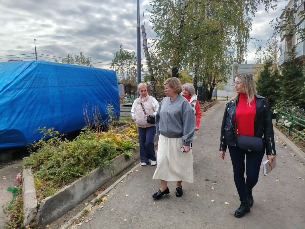 На связи с жителями. По поручению Главы городского округа Красногорск Дмитрия Владимировича Волкова его заместители регулярно проводят обходы территорий муниципалитета