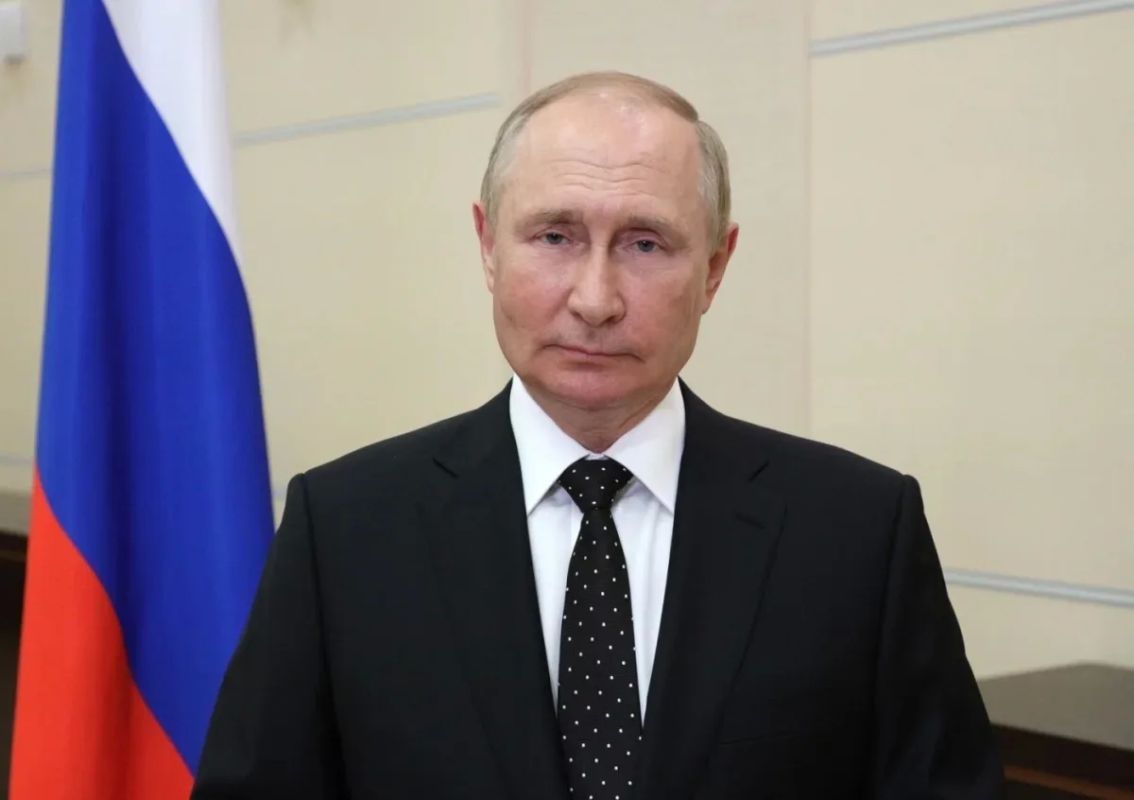 Сегодня, 7 октября, свой день рождения отмечает Президент Российской Федерации Владимир Владимирович Путин