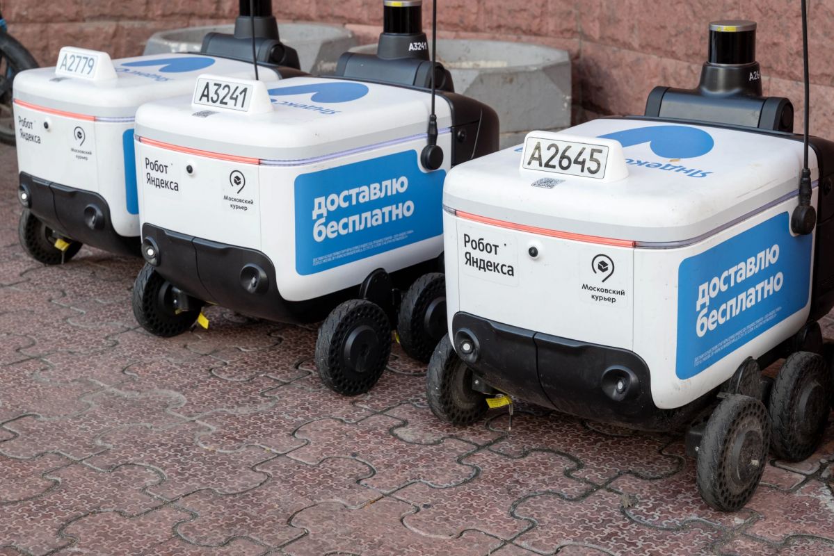 В Реутове запустили доставку продуктов роботами В Реутове запустили доставку продуктов роботами