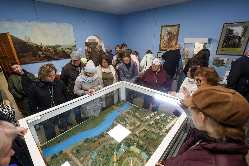 Воскресенцы побывали в местах, связанных с историей боев дивизий народного ополчения Воскресенцы побывали в местах, связанных с историей боев дивизий народного ополчения