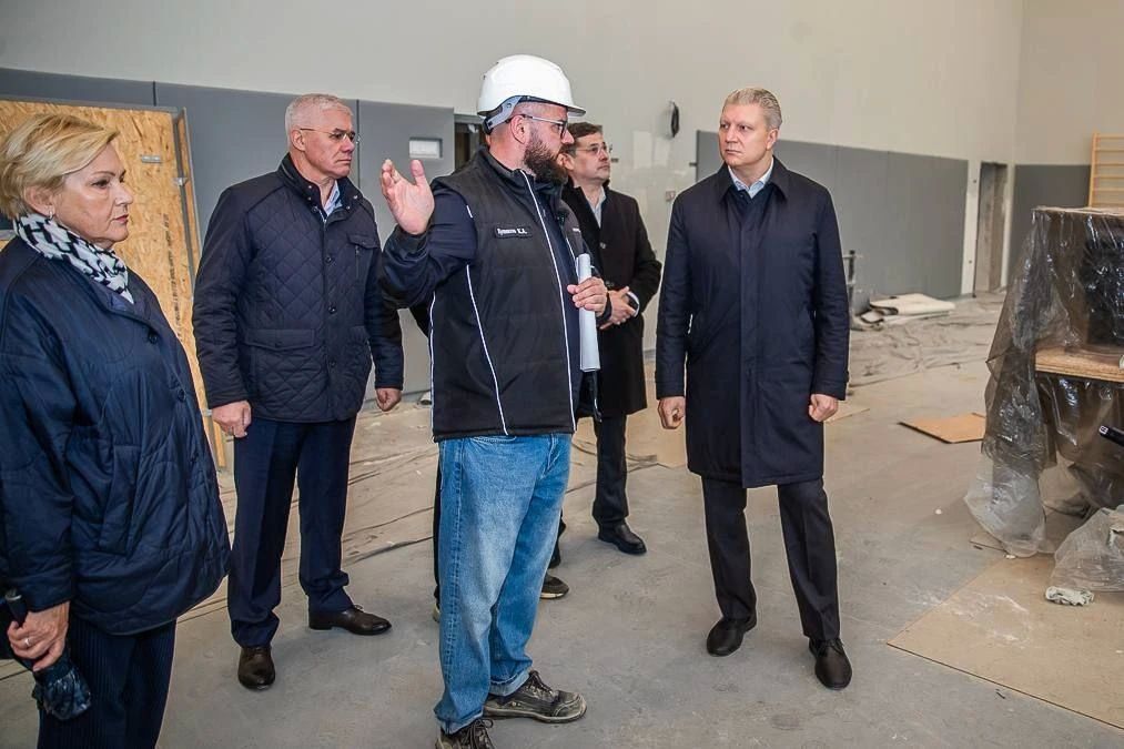 Андрей Иванов: Строительная готовность новой школы на 750 учеников в ЖК «Резиденции Сколково» составляет уже 85%