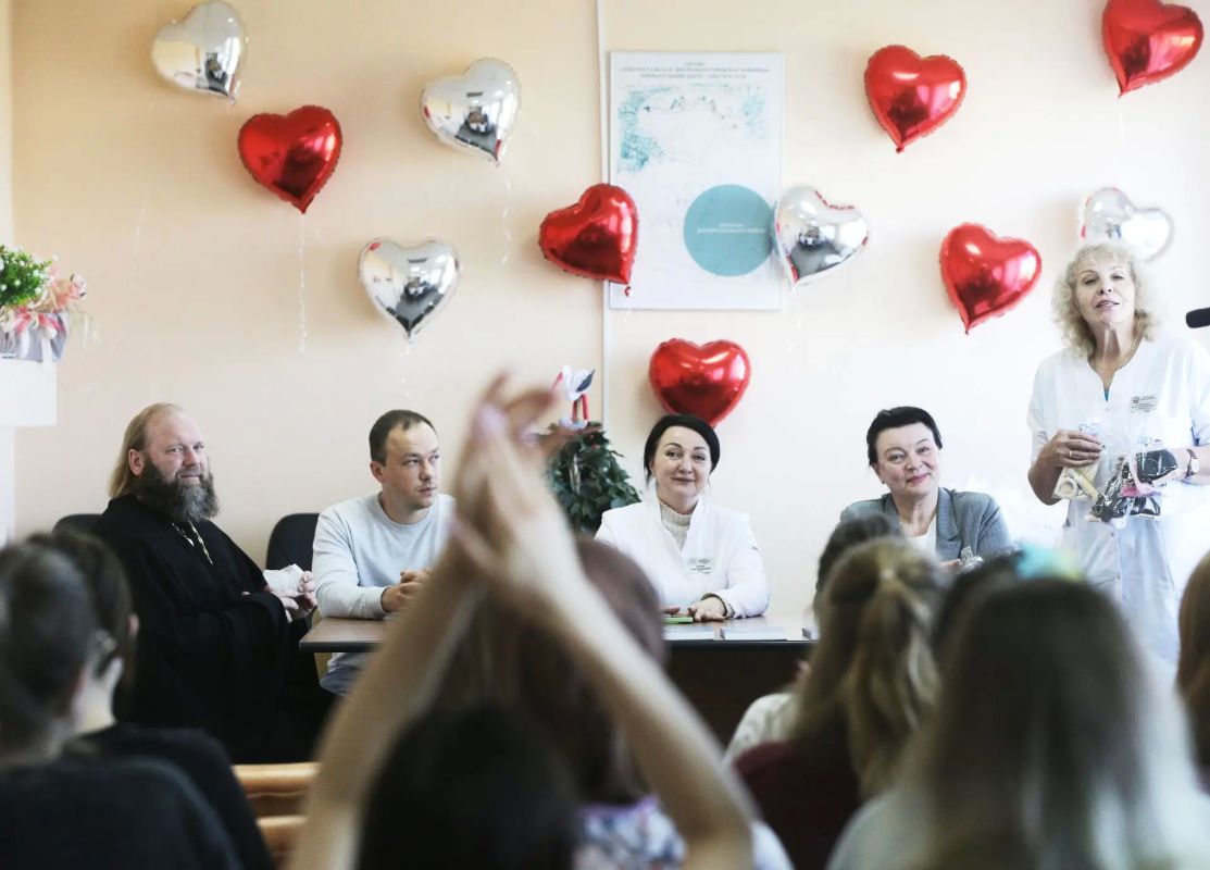 В Электростальском роддоме прошла встреча с будущими мамами
