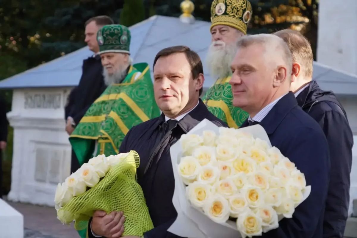 Сегодня, 8 октября, мы отмечаем большой праздник — день преставления преподобного Сергия Радонежского, игумена земли Русской, основателя нашей Троице-Сергиевой Лавры