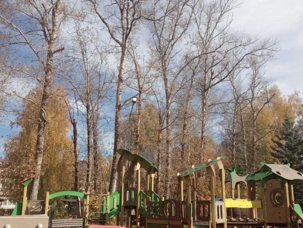 В микрорайоне Ферма завершен ремонт уличного освещения по обращению жителей В микрорайоне Ферма завершен ремонт уличного освещения по обращению жителей