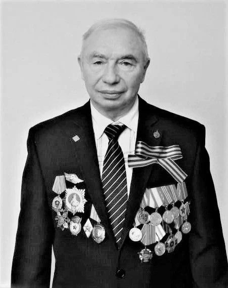 Не стало Александра Алексеевича Ларина
