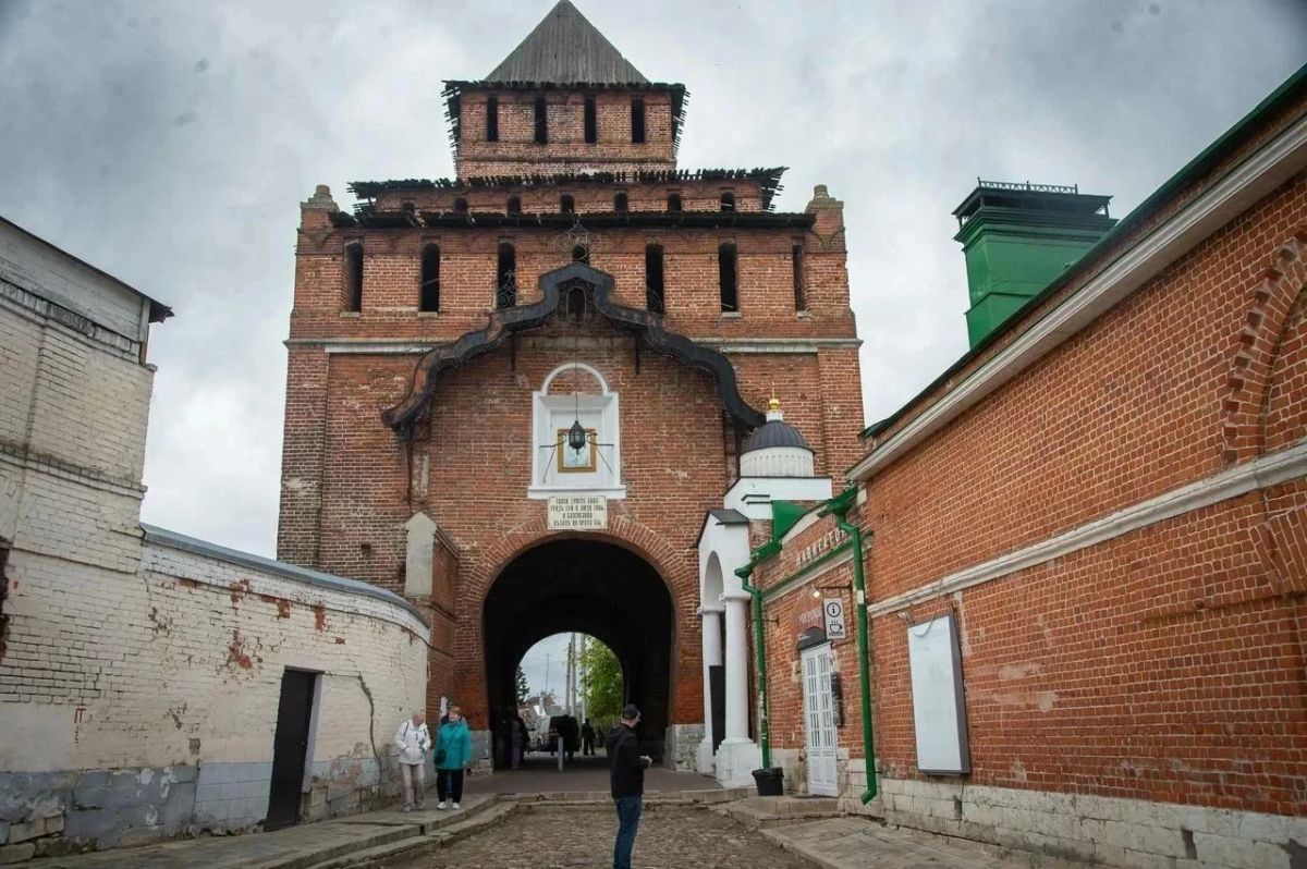 В следующем году Коломна отметит 850-летие, и одним из главных подарков городу станет масштабная реставрация Пятницких ворот