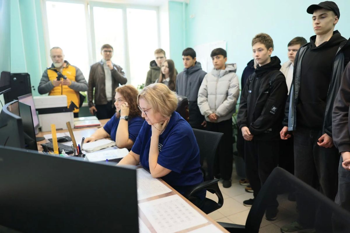 Откуда в кране вода и не только: для королёвских школьников провели экскурсию на объекты ЖКХ Откуда в кране вода и не только: для королёвских школьников провели экскурсию на объекты ЖКХ