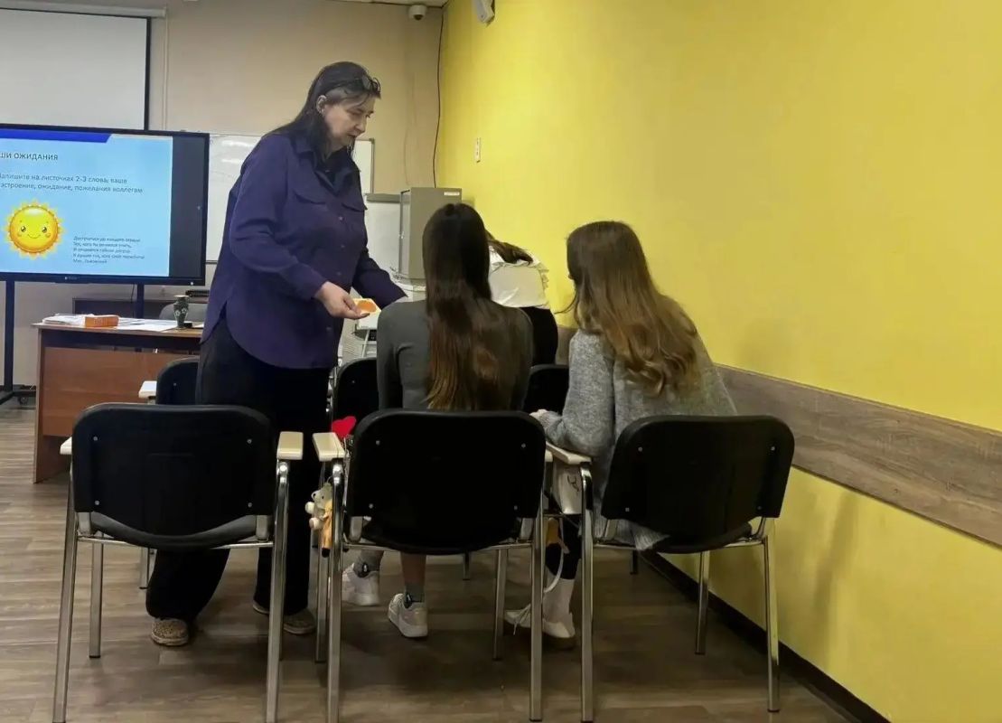 «Территория заботы» в Долгопрудном: как поддержать молодого педагога «Территория заботы» в Долгопрудном: как поддержать молодого педагога
