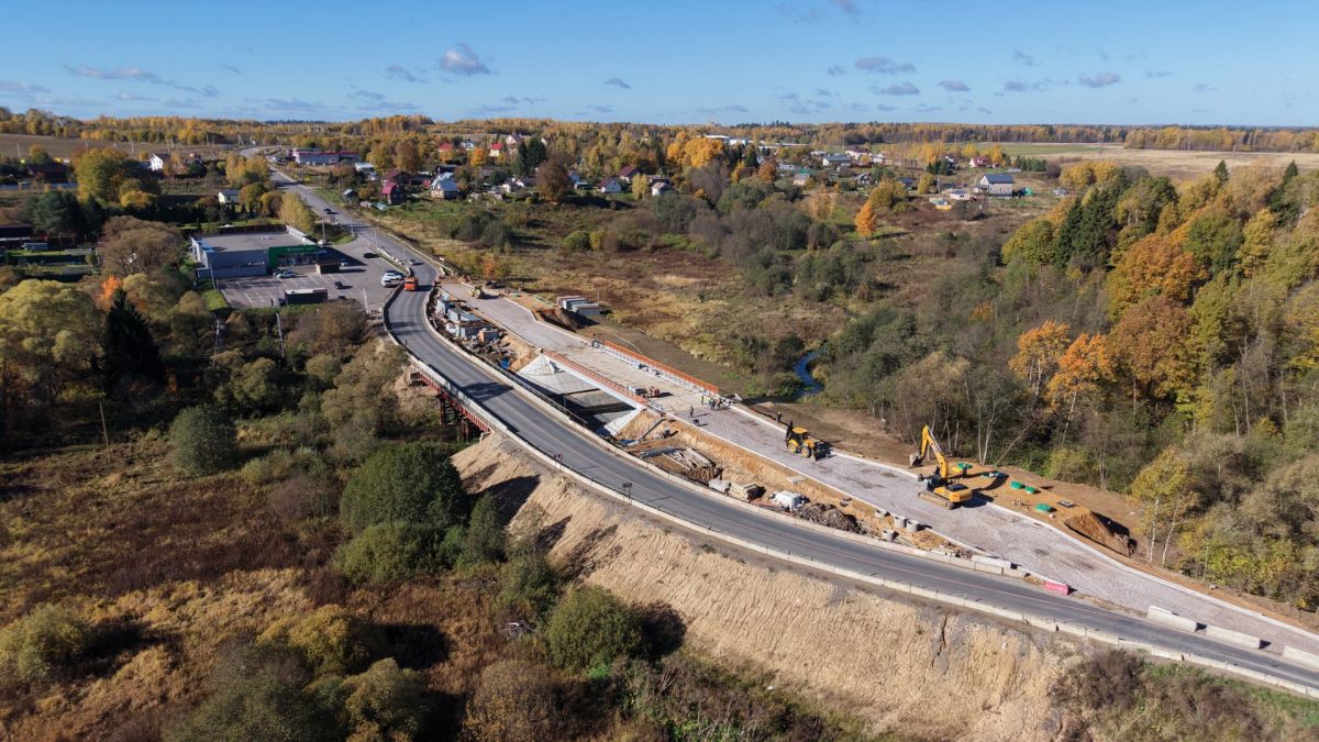 В Истре готовятся к асфальтированию моста через реку Молодильню