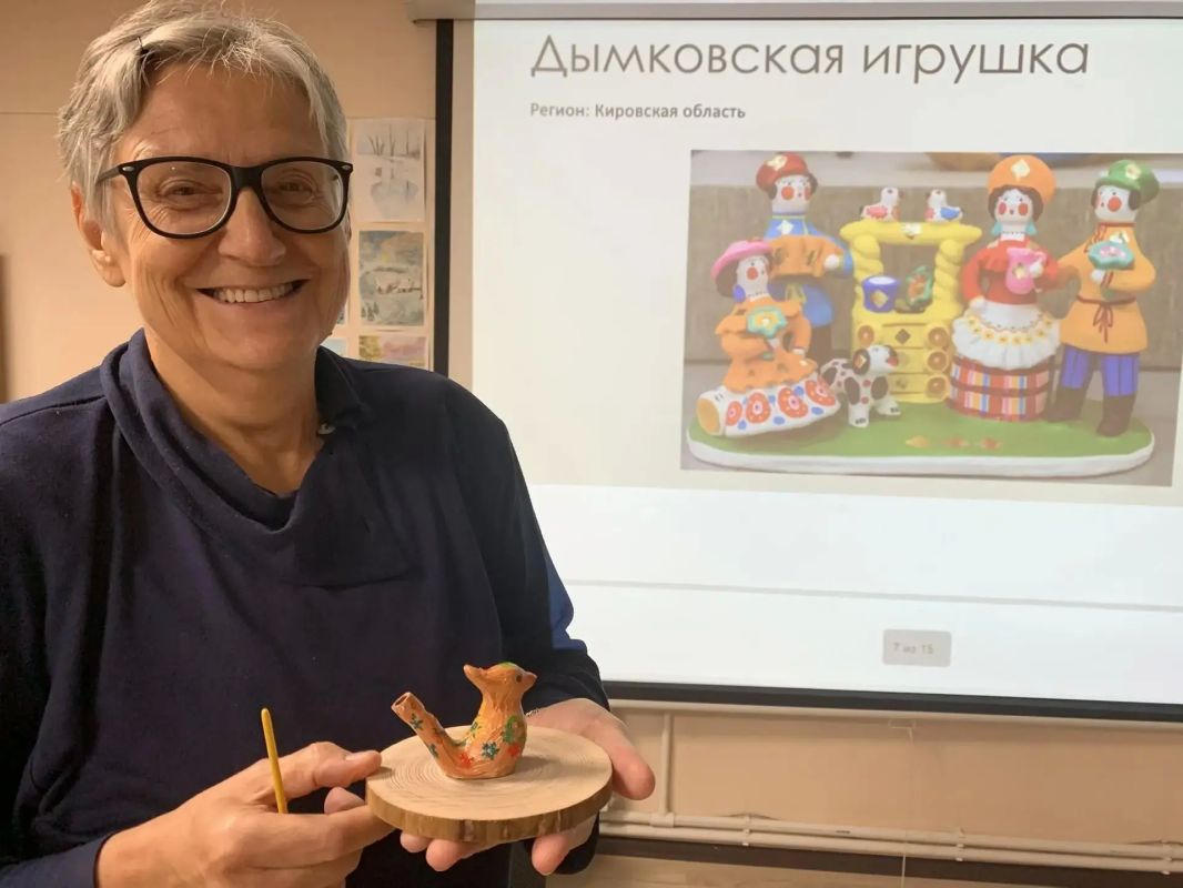 Участники ступинского клуба «Активное долголетие» совмещают творчество и путешествия