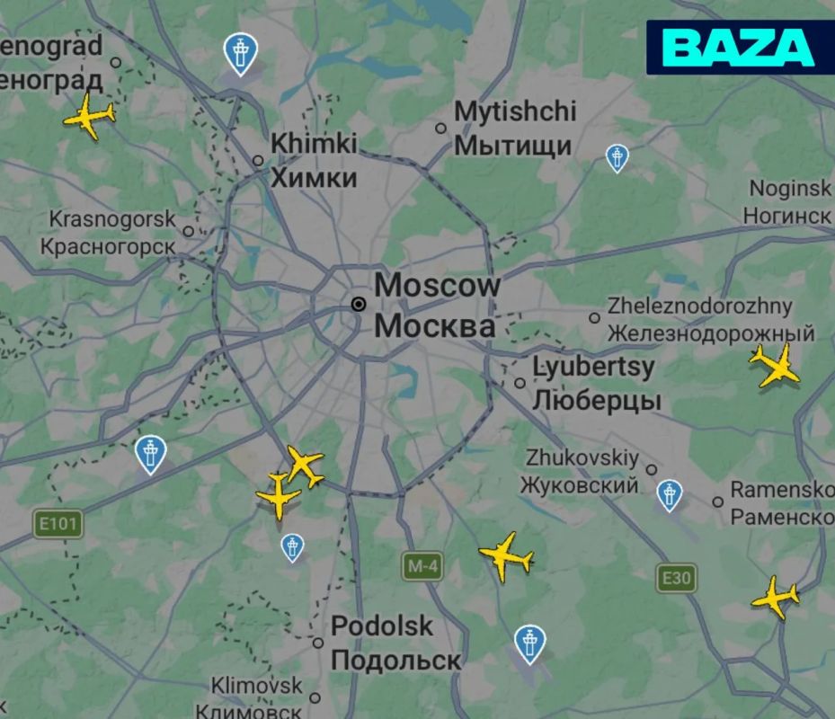 В московских аэропортах с ночи задержаны и отменены более 280 рейсов