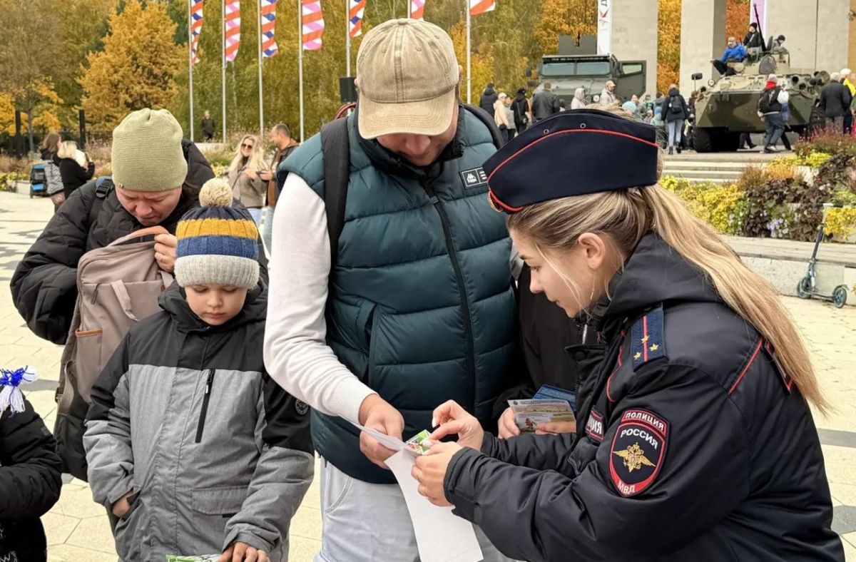 Госавтоинспекция Мытищ: «Один день с полицией» - световозвращатели своими руками Госавтоинспекция Мытищ: «Один день с полицией» - световозвращатели своими руками