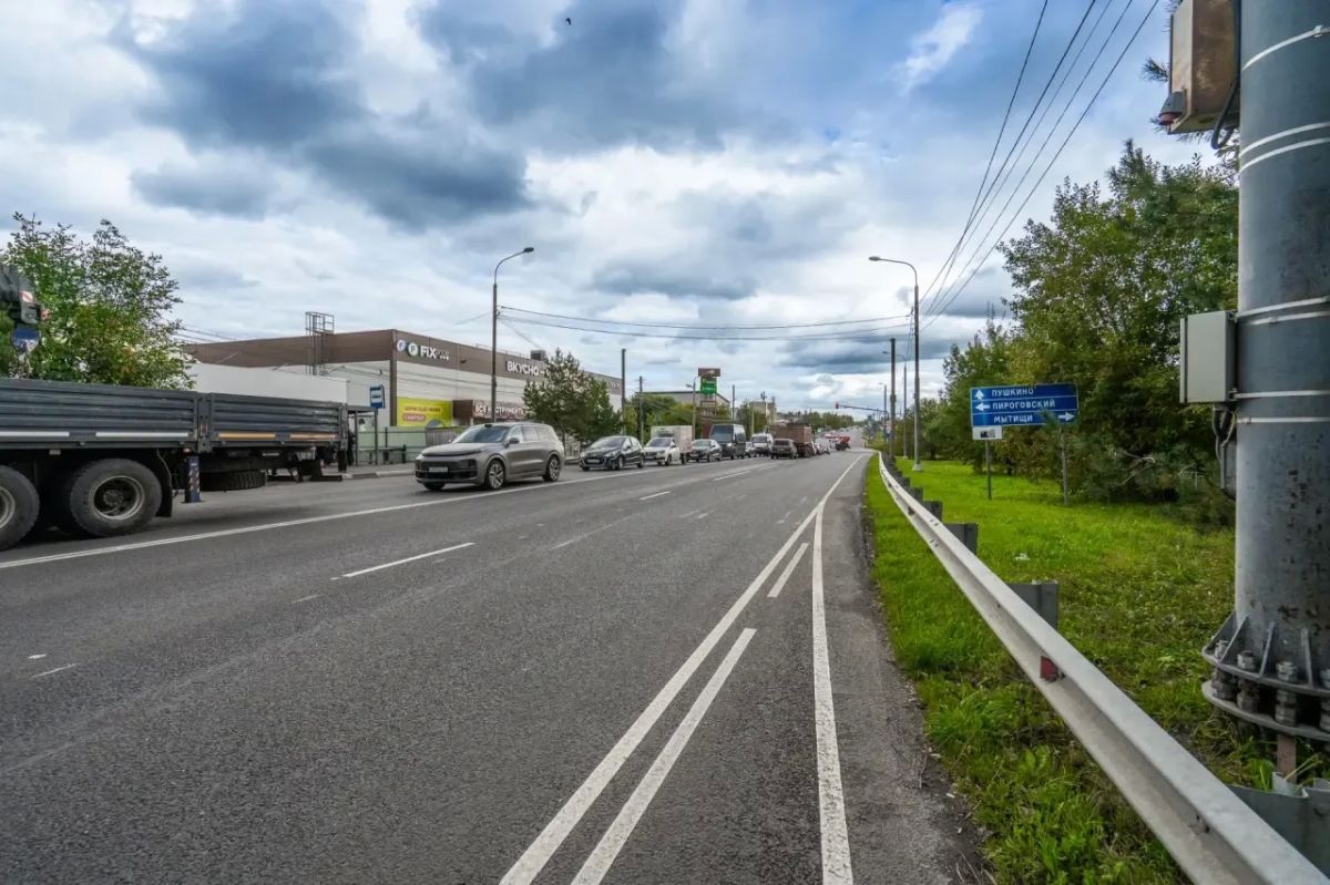 В этом сезоне дорожные службы обновили более 225 км покрытия на региональных дорогах опорной сети