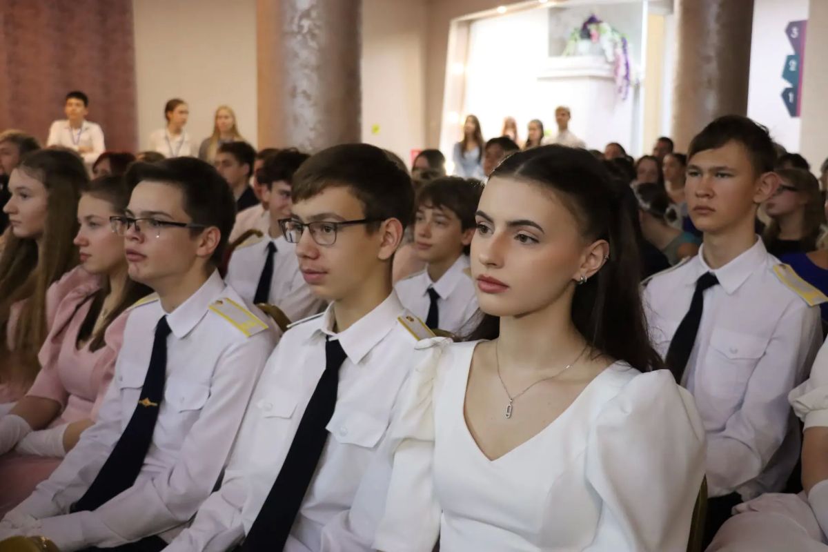 В Ступино прошёл IV Покровский молодёжный бал Подольской епархии В Ступино прошёл IV Покровский молодёжный бал Подольской епархии