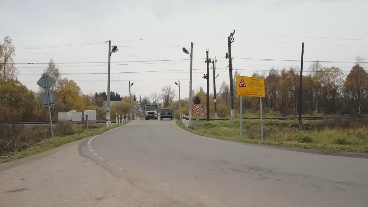 Татьяна Витушева: Рабочий выезд.. . Во время рабочего выезда в Лесодолгоруково и Кашино осмотрела новые линии уличного освещения и тротуар к железнодорожной станции