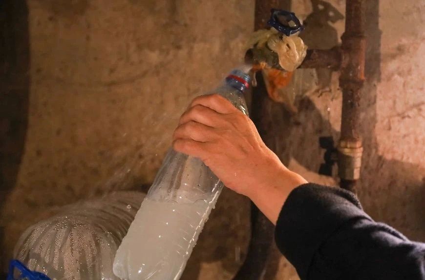 В Поваровке проверяют качество горячей воды