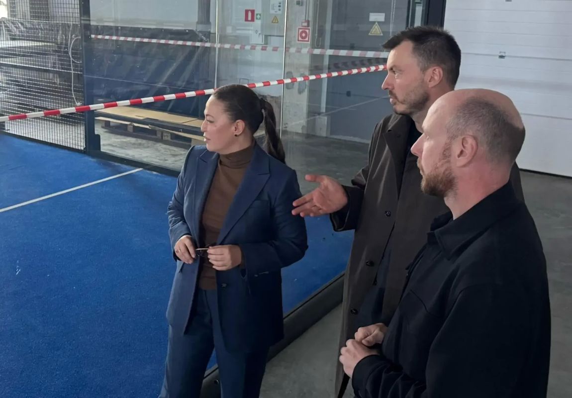 «ПРОМПАРК КЕНГУРУ ПРО» запускает выпуск паделкортов