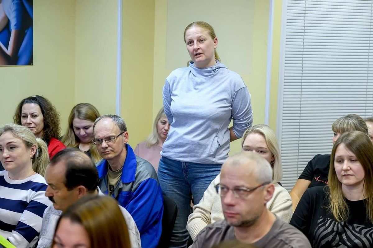 В Подольске провели выездную встречу с коллективом Межрегионального автоматизированного сортировочного центра «Почты России» в микрорайоне Львовском В Подольске провели выездную встречу с коллективом Межрегионального автоматизированного сортировочного центра «Почты России» в микрорайоне Львовском
