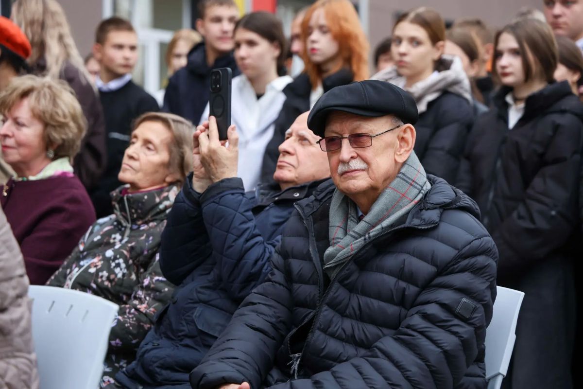 Память о выдающихся земляках — фундамент, на котором строится воспитание новых поколений Память о выдающихся земляках — фундамент, на котором строится воспитание новых поколений