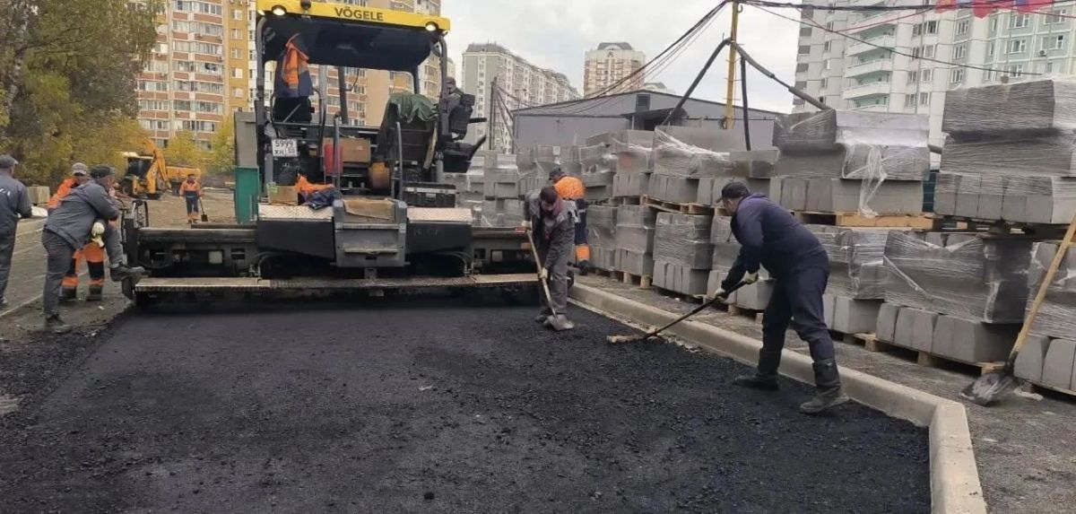 Наружное освещение начали устанавливать на улице Шестой в Балашихе Наружное освещение начали устанавливать на улице Шестой в Балашихе