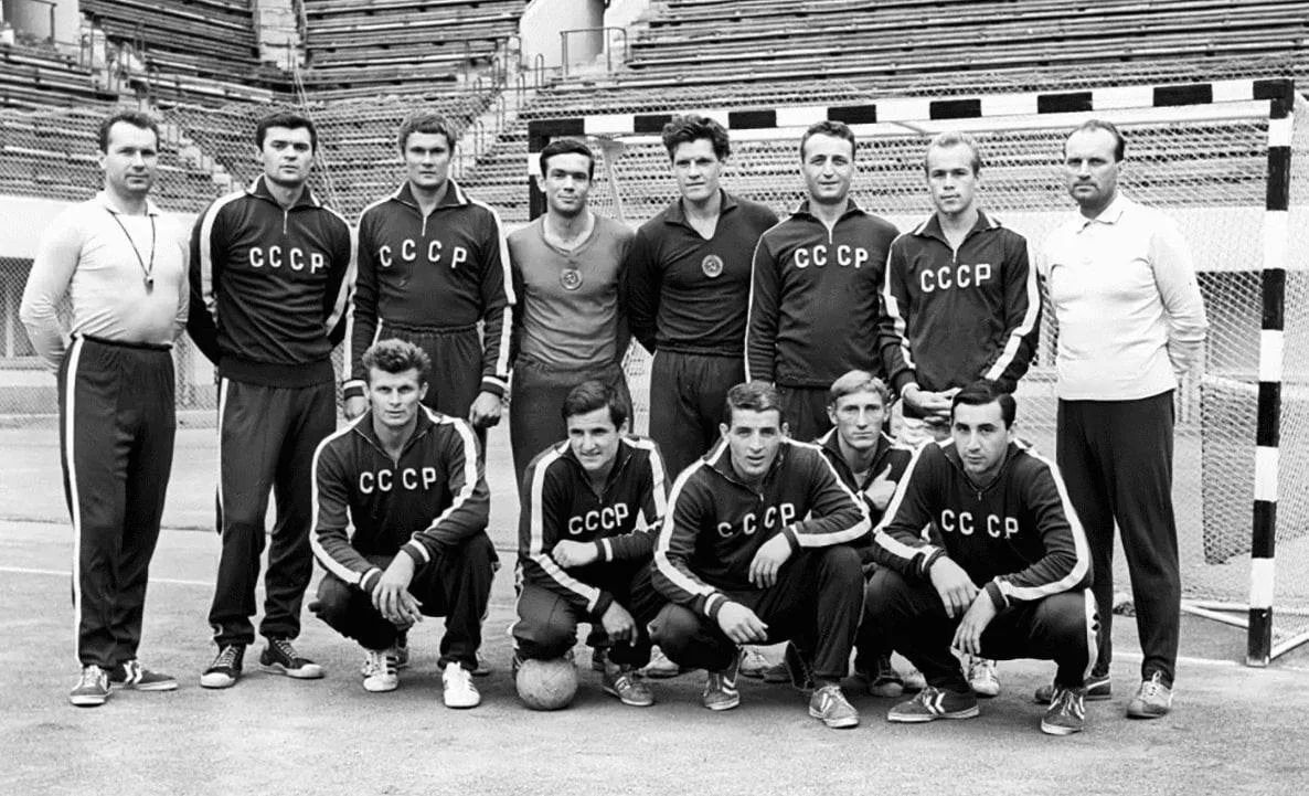 Михаил Собакин: Сегодня свой 81-й день рождения отмечает легенда Советского и Российского спорта, Почетный гражданин Московской области и города Чехов Владимир Салманович Максимов — человек, чьё имя стало синонимом... Михаил Собакин: Сегодня свой 81-й день рождения отмечает легенда Советского и Российского спорта, Почетный гражданин Московской области и города Чехов Владимир Салманович Максимов — человек, чьё имя стало синонимом...