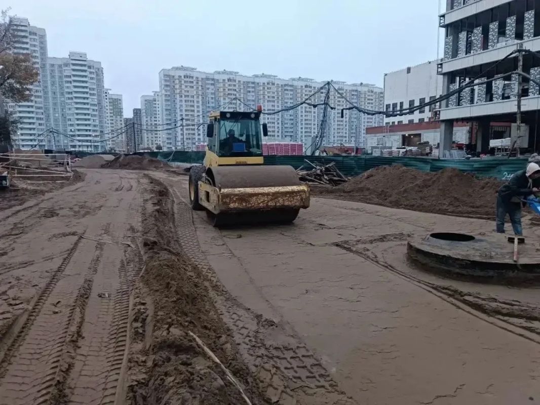 На улице Шестой в Балашихе приступили к устройству наружного освещения На улице Шестой в Балашихе приступили к устройству наружного освещения