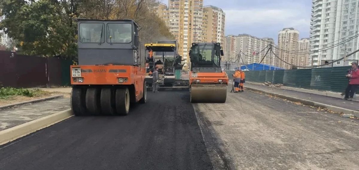 Наружное освещение начали устанавливать на улице Шестой в Балашихе