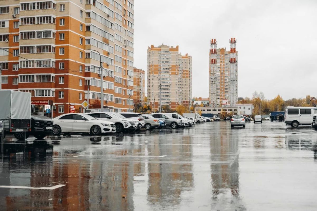 Встретился с жителями микрорайона Богородский Встретился с жителями микрорайона Богородский