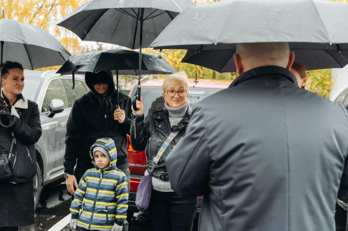 Встретился с жителями микрорайона Богородский Встретился с жителями микрорайона Богородский