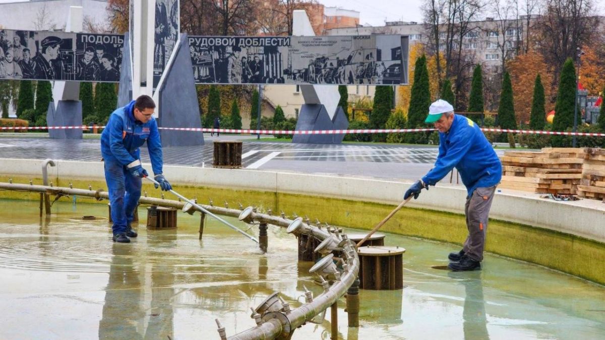 В округе завершают подготовку фонтанов к зиме