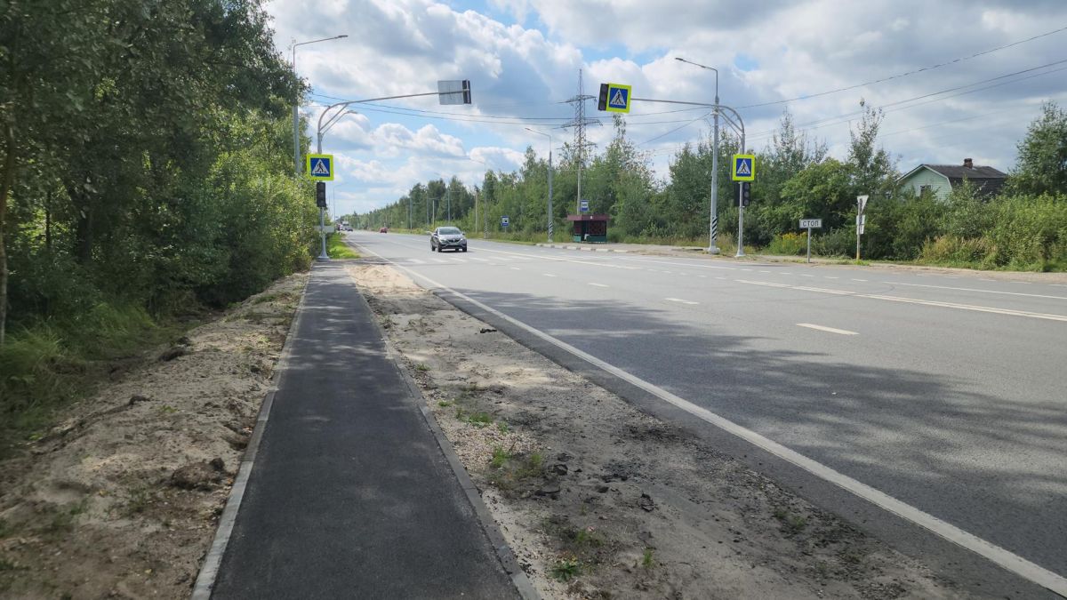 90 тротуаров обустроили в Подмосковье вдоль региональных дорог по нацпроекту «Инфраструктура для жизни» 90 тротуаров обустроили в Подмосковье вдоль региональных дорог по нацпроекту «Инфраструктура для жизни»