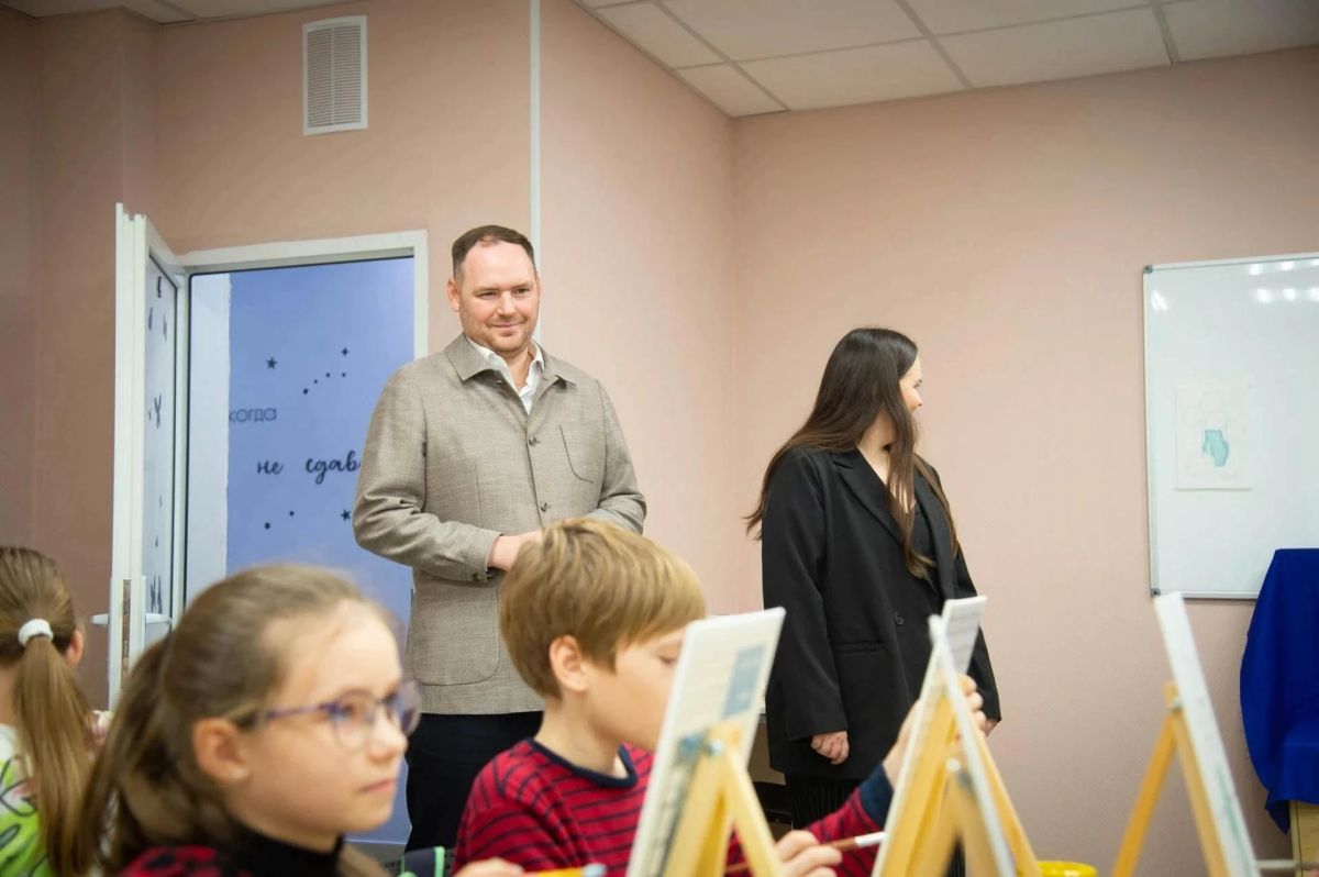В Коломне после ремонта открыли новое творческое пространство Детской художественной школы имени М.Г. Абакумова, которое позволит разгрузить действующие площадки и расширить возможности для обучения В Коломне после ремонта открыли новое творческое пространство Детской художественной школы имени М.Г. Абакумова, которое позволит разгрузить действующие площадки и расширить возможности для обучения