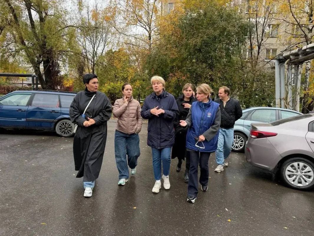 Заместитель главы городского округа Подольск Анжела Студеникина провела обход в микрорайоне Силикатная Заместитель главы городского округа Подольск Анжела Студеникина провела обход в микрорайоне Силикатная