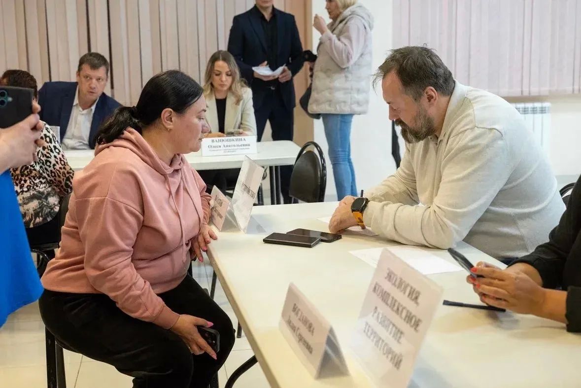 В Реутове прошла выездная администрация, посвящённая вопросам ЖКХ и благоустройства В Реутове прошла выездная администрация, посвящённая вопросам ЖКХ и благоустройства