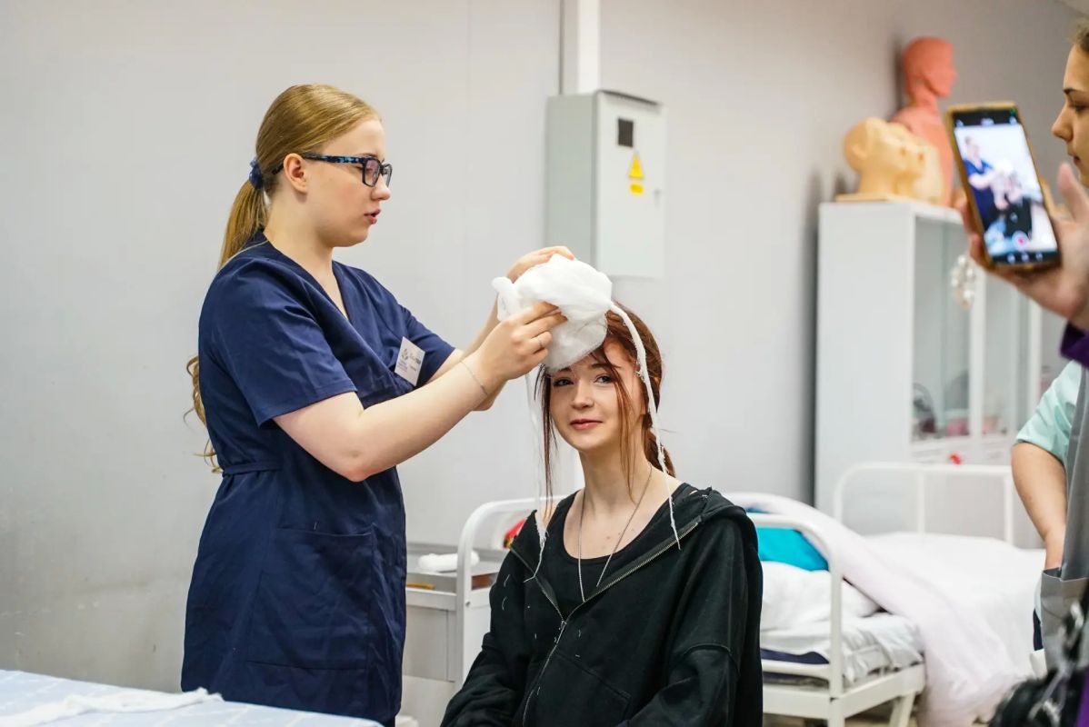 Попробовать профессию на практике: в колледже «Подмосковье» пройдёт день открытых дверей Попробовать профессию на практике: в колледже «Подмосковье» пройдёт день открытых дверей