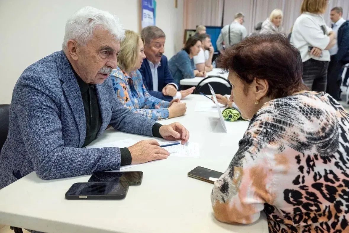 В Реутове прошла выездная администрация, посвящённая вопросам ЖКХ и благоустройства В Реутове прошла выездная администрация, посвящённая вопросам ЖКХ и благоустройства
