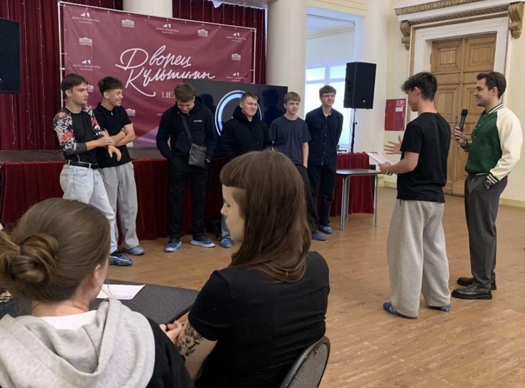 В ДК «Цементник» состоялся интеллектуальный квиз для учащихся Воскресенского колледжа В ДК «Цементник» состоялся интеллектуальный квиз для учащихся Воскресенского колледжа