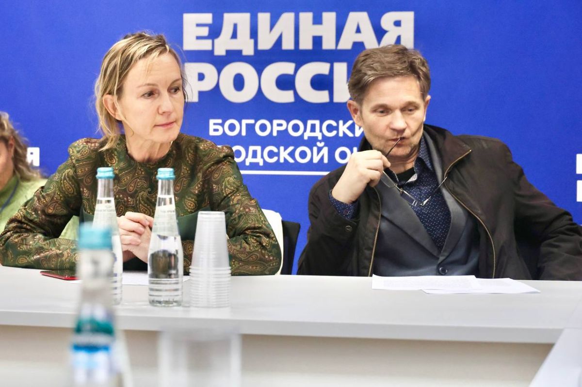Земельные и имущественные вопросы, ЖКХ, разногласия между соседями, газификация и работа торговых объектов – с такими обращениями жители пришли на личный приём Земельные и имущественные вопросы, ЖКХ, разногласия между соседями, газификация и работа торговых объектов – с такими обращениями жители пришли на личный приём