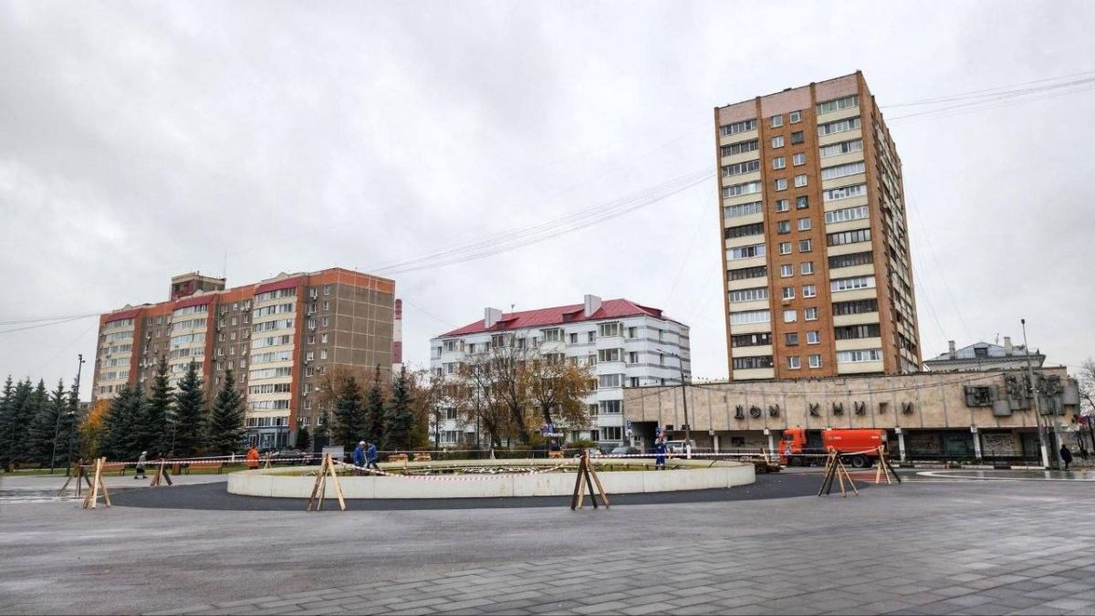В округе завершают подготовку фонтанов к зиме В округе завершают подготовку фонтанов к зиме