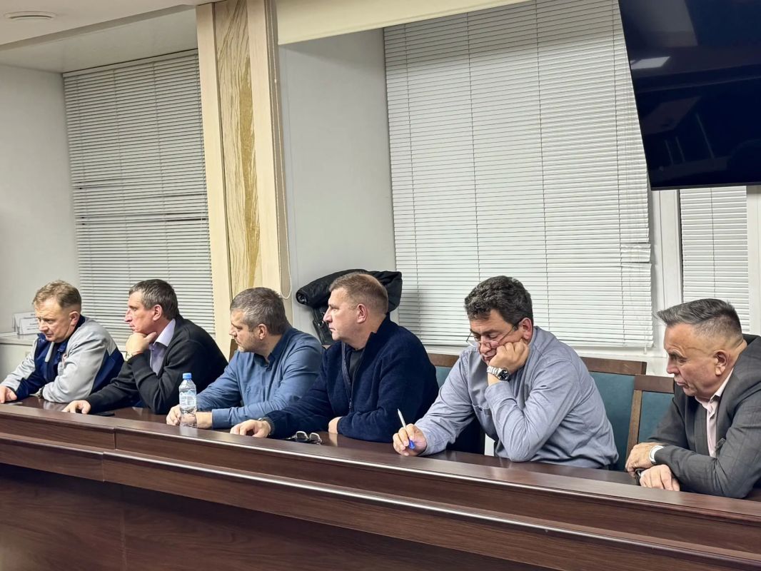 Продолжаю держать на личном контроле ситуацию с отоплением Продолжаю держать на личном контроле ситуацию с отоплением