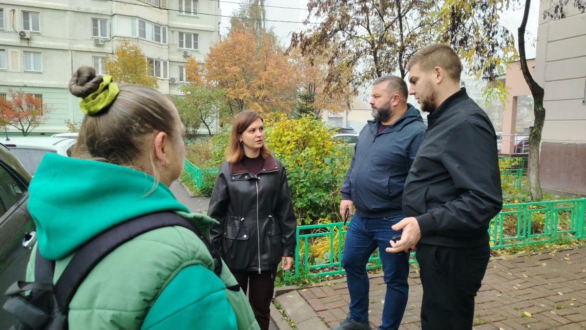 Содержание дворов и подъездов на улице Граничной проверили в Балашихе