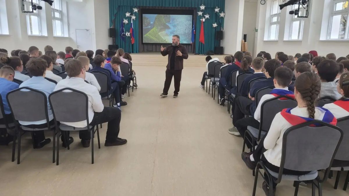 «Ошибка ценой в жизнь»: в Королёве школьникам рассказали, как вести себя на железной дороге «Ошибка ценой в жизнь»: в Королёве школьникам рассказали, как вести себя на железной дороге
